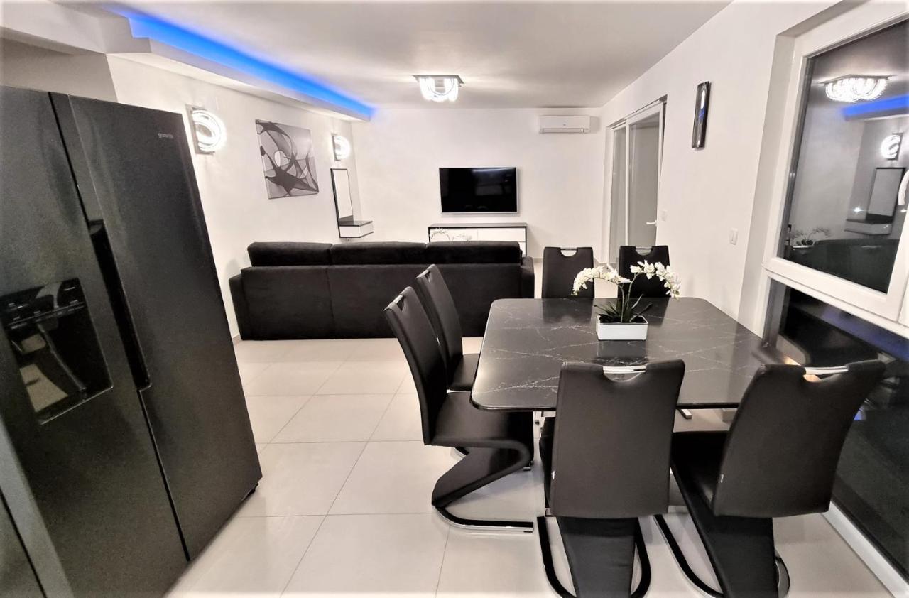 Bartol Luxury Apartments Krk Croatia, With Own Hot Tub - Whirlpool Krk Town Eksteriør bilde