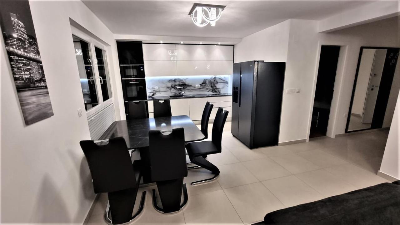Bartol Luxury Apartments Krk Croatia, With Own Hot Tub - Whirlpool Krk Town Eksteriør bilde