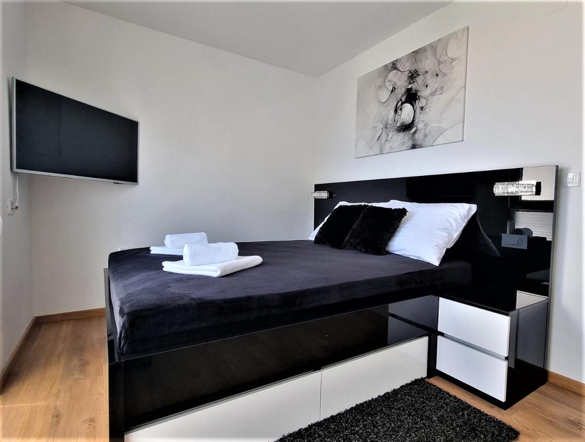 Bartol Luxury Apartments Krk Croatia, With Own Hot Tub - Whirlpool Krk Town Eksteriør bilde