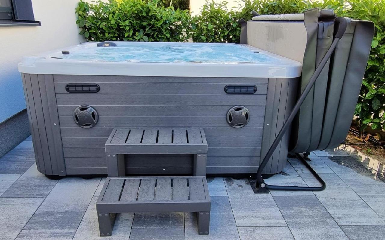 Bartol Luxury Apartments Krk Croatia, With Own Hot Tub - Whirlpool Krk Town Eksteriør bilde