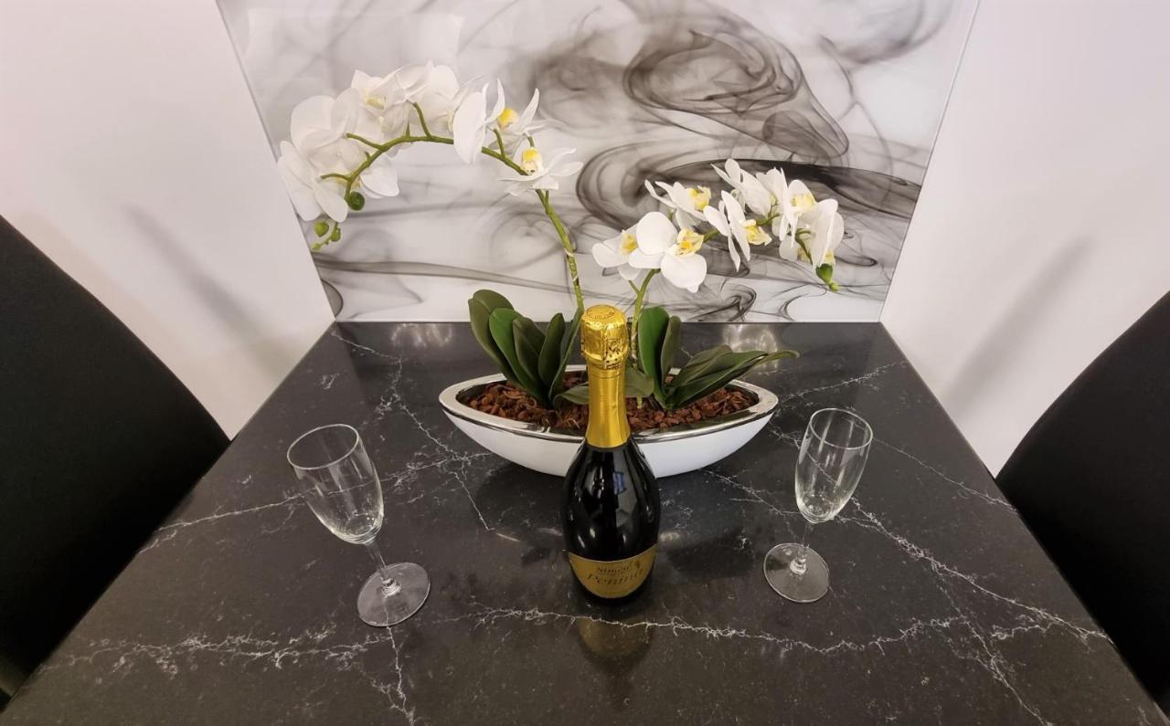 Bartol Luxury Apartments Krk Croatia, With Own Hot Tub - Whirlpool Krk Town Eksteriør bilde