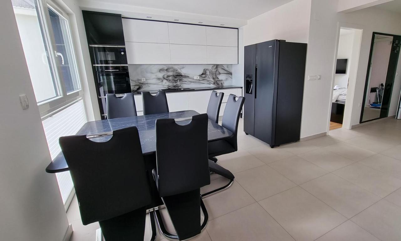 Bartol Luxury Apartments Krk Croatia, With Own Hot Tub - Whirlpool Krk Town Eksteriør bilde